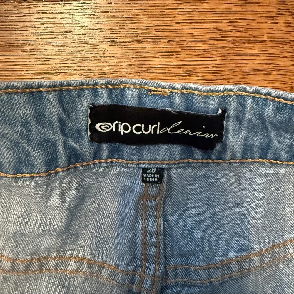 ⭐️ Rip Curl Sophie Denim Short II